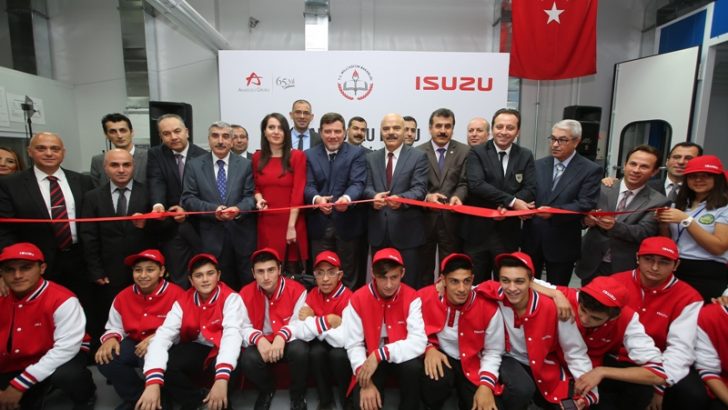 Anadolu Isuzu’dan Meslek Liseleri’ne Önemli Destek