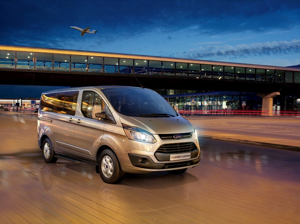 FORD TOURNEO CUSTOM ARTIK DAHA HAVALI