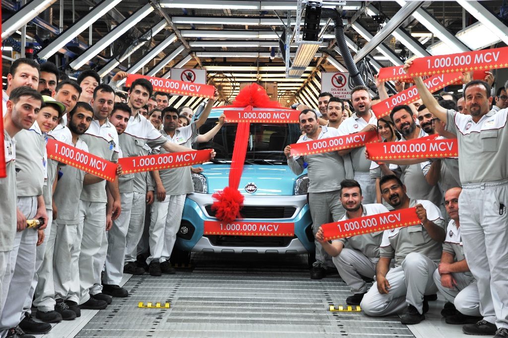 Küçük Ticari Araç Sınıfının Öncüsü  Fiat Fiorino 10. Yılını Kutluyor!