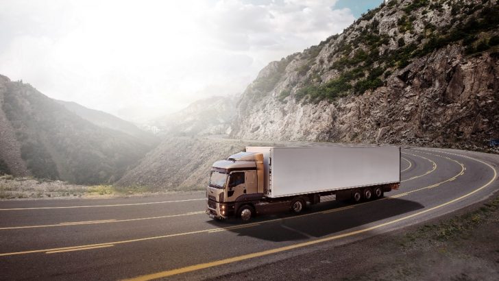 Ford Trucks, Ekim’e özel kampanyası ile 200 bin TL kredi, 3 adet bakım paketi ve 3 yıl garanti sunuyor