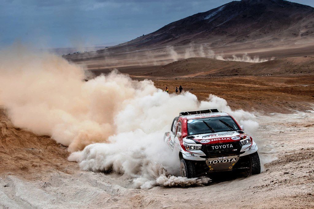 Toyota, Dakar Rallisi’nde Liderliğe Yükseldi