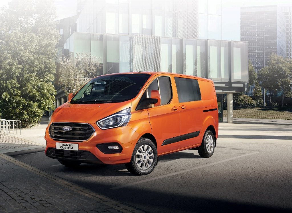 Ford Transit ve Custom ailesi yeniledi