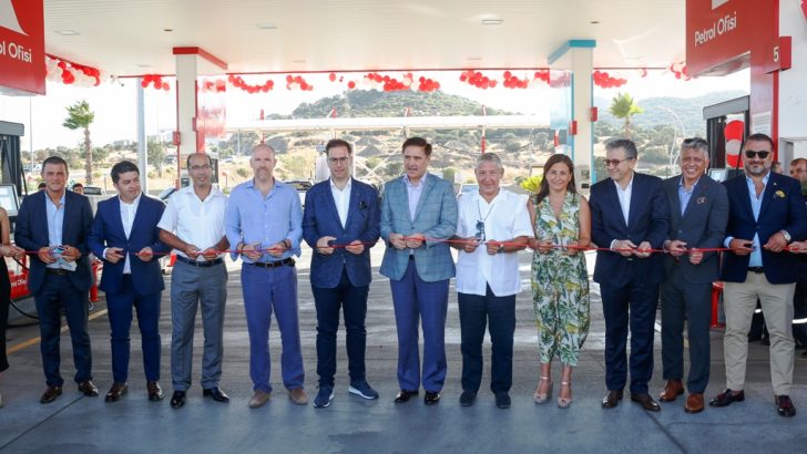 Petrol Ofisi’nin güneş enerjili istasyonu Türkiye’nin de ilklerini oluşturuyor