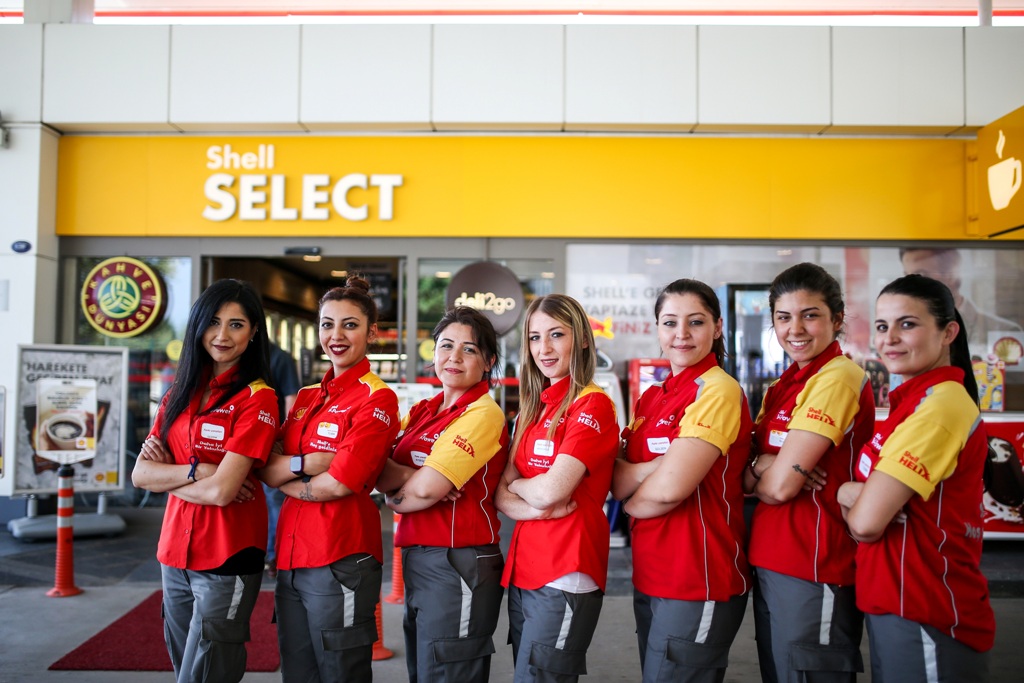 “Shell’de Kadın Enerjisi” Programı 2 Yılda 2 bin 300 Kadına İstihdam Sağladı
