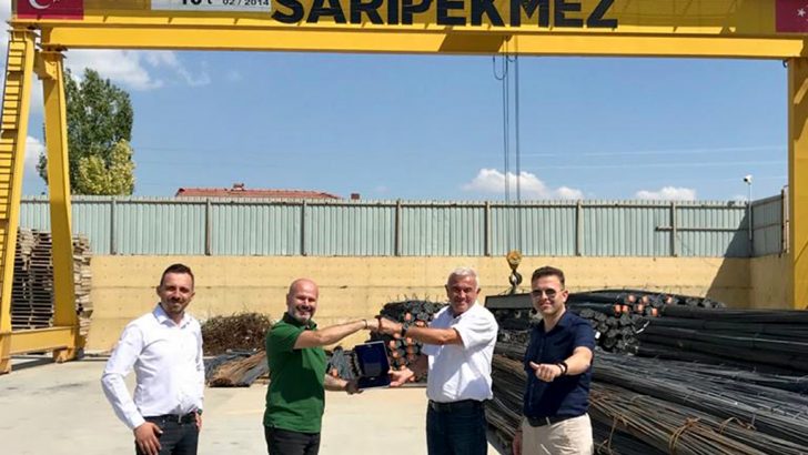 Lokman Koçaslan Otomotiv, Sarıpekmez Grup’a 5 adet MAN çekici teslimatı yaptı
