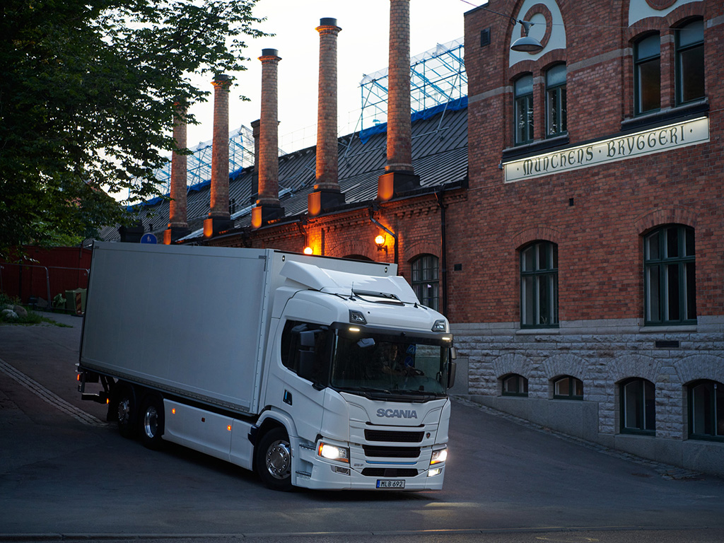 Scania çevreci kamyon serisini pazara sunuyor
