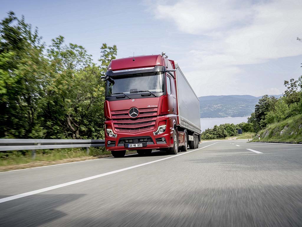 Mercedes-Benz Hafif Ticari Aralık ayında kazandırıyor