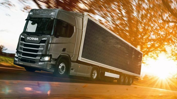 Scania hibrit kamyonu güneşten şarj edecek