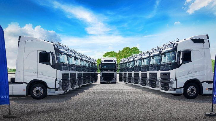 Flay Lojistik’e 15 adet Volvo FH500 Turbo Compound kamyon teslim edildi
