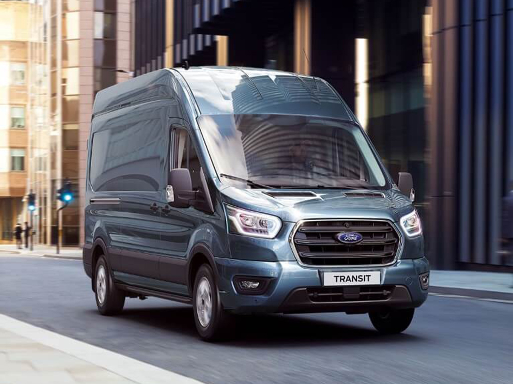 Ford Yeni Transit ‘Limited’i ve yüksek kapasiteli soğutucuya sahip ‘Frigo Van’ı sundu