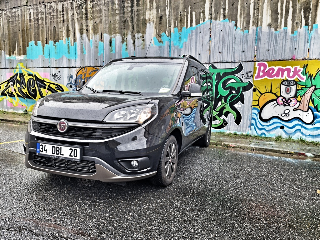 Doblo’ya 20’nci yıl makyajı