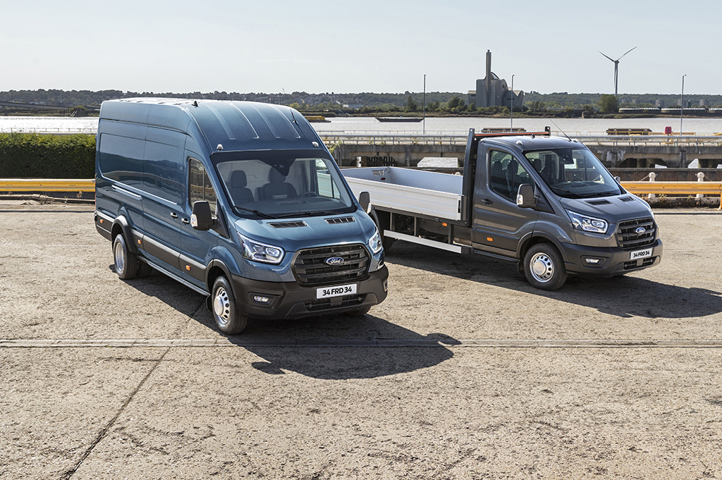 Yeni 5 tonluk Ford Transit ‘van’ ve ‘kamyonet’ Türkiye’de