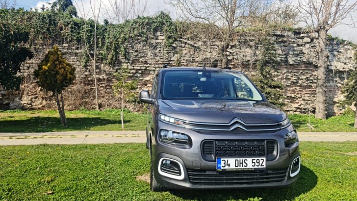 Citroen Berlingo’ya sürüş konforu geldi