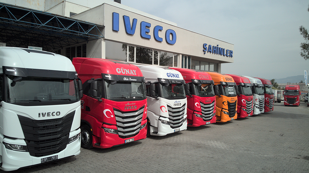 IVECO’dan  2021 yılının en renkli teslimatı