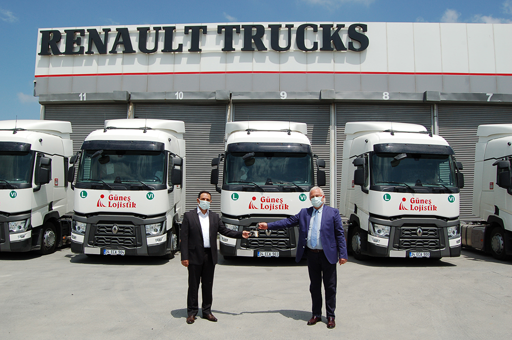 Güneş Lojistik filosuna yeni Renault Trucks’lar katıyor