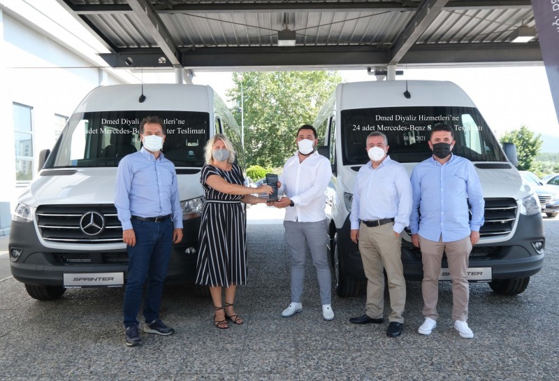 Dmed Diyaliz Hizmetleri’nin 24 adet Mercedes-Benz Sprinter siparişi teslim edildi