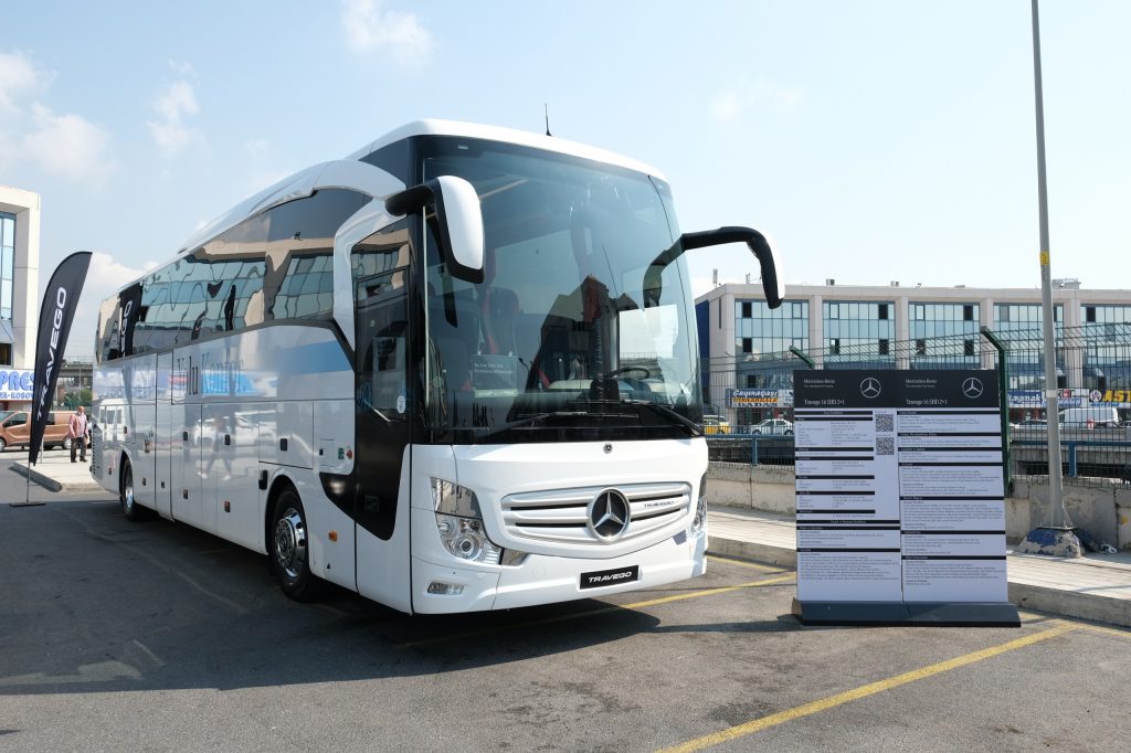 Mercedes-Benz Türk, 41 farklı yeniliğe sahip otobüslerini otobüs severlerle buluşturuyor