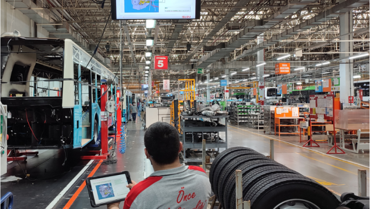 Anadolu Isuzu, üretimdeki gücünü ve kalitesini “Akıllı Fabrika Uygulaması” ile geleceğe taşıyor
