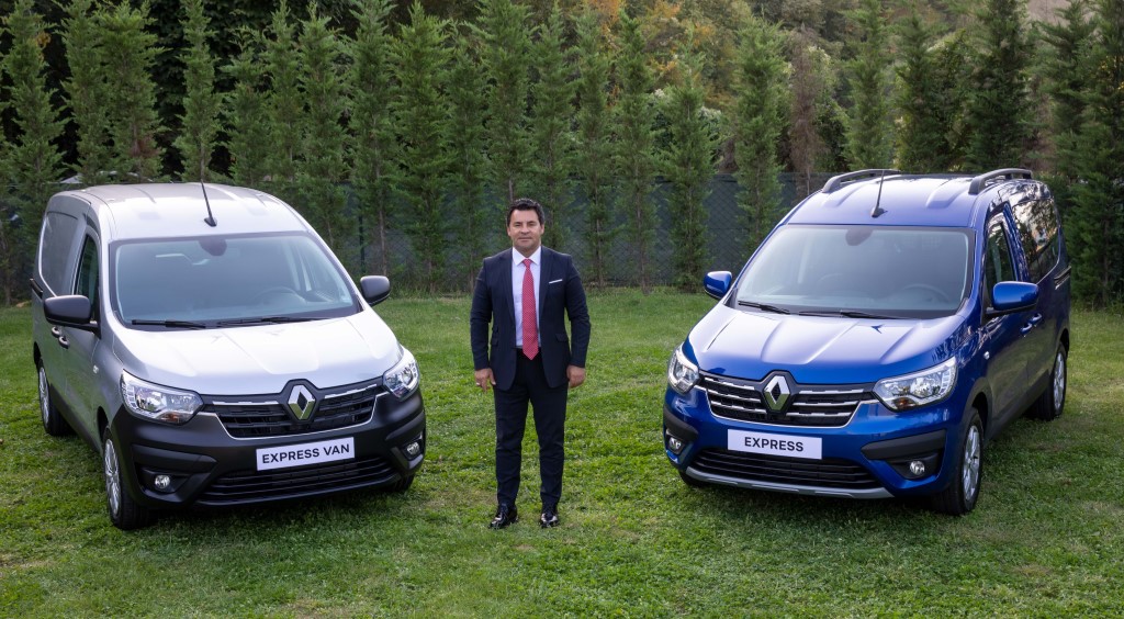 Renault Ticari ailesinin yeni üyeleri Türkiye’de: Yeni Express Combi ve Express Van
