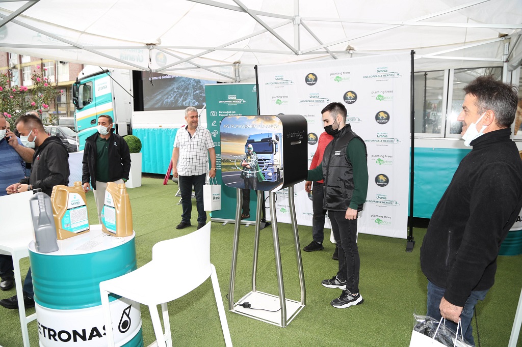 PETRONAS Urania Roadshow Tırı İstanbul’da!