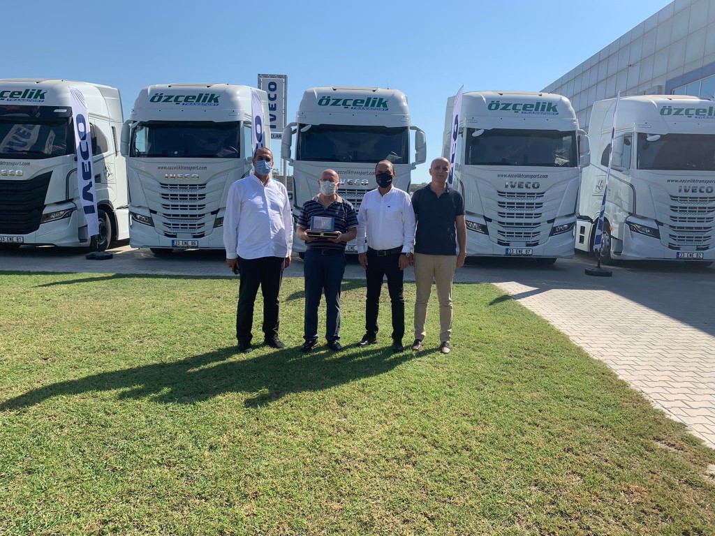 IVECO’dan Mersin’de çekici teslimatı