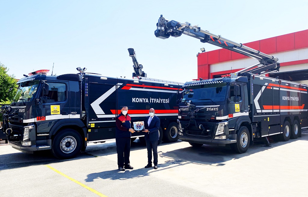 Volvo Trucks’tan Konya Büyükşehir Belediyesi İtfaiye Daire Başkanlığı’na Teslimat