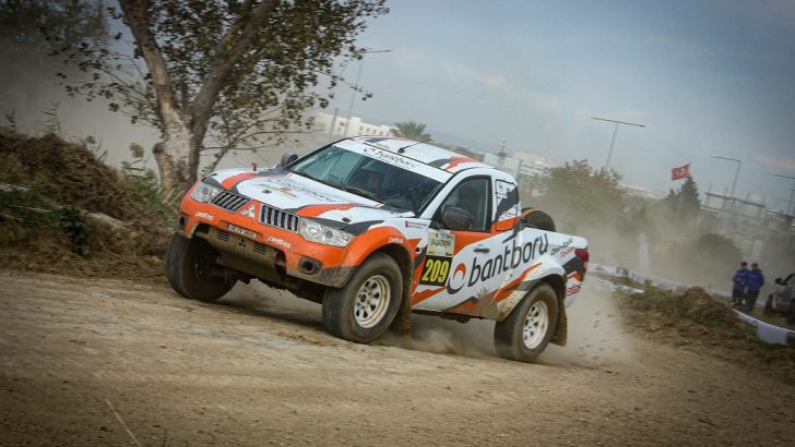 BANTBORU OFF-ROAD TEAM, ULUSLARARASI BAJA TROIA TÜRKİYE YARIŞINI SINIFINDA 2. SIRADA BİTİRDİ