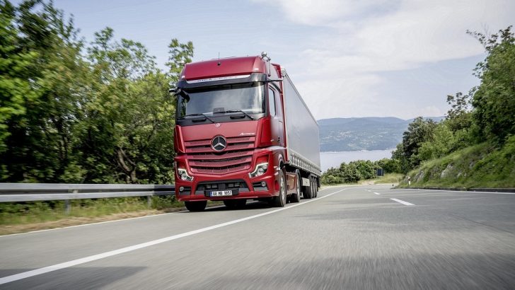 Mercedes-Benz Finansal Hizmetler’den kamyon modellerinde Aralık ayına özel fırsatlar