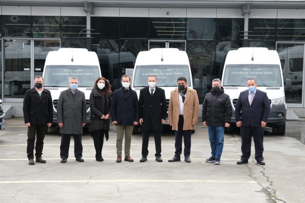 Yıldırım Turizm’in 13 adet Mercedes-Benz Sprinter Minibüs siparişi teslim edildi