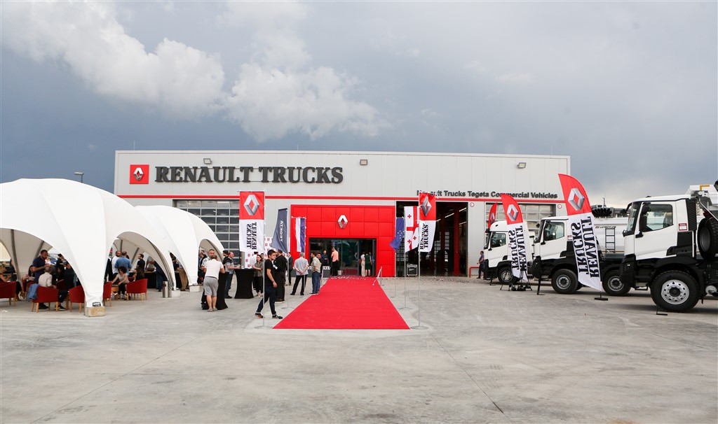 RENAULT TRUCKS, GÜRCİSTAN’IN ÖNDE GELEN OTOMOTİV ŞİRKETLERİNDEN TEGETA İLE BAYİLİK ANLAŞMASI YAPTI