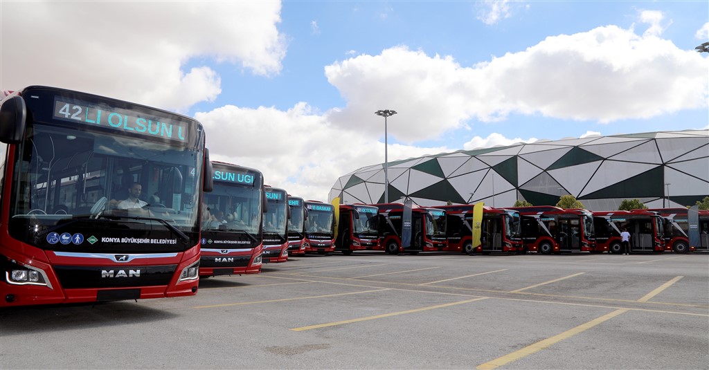 MAN, KONYA BÜYÜKŞEHİR BELEDİYESİ’NE 71 OTOBÜS SİPARİŞİNİN İLK BÖLÜMÜNÜ TESLİM ETTİ