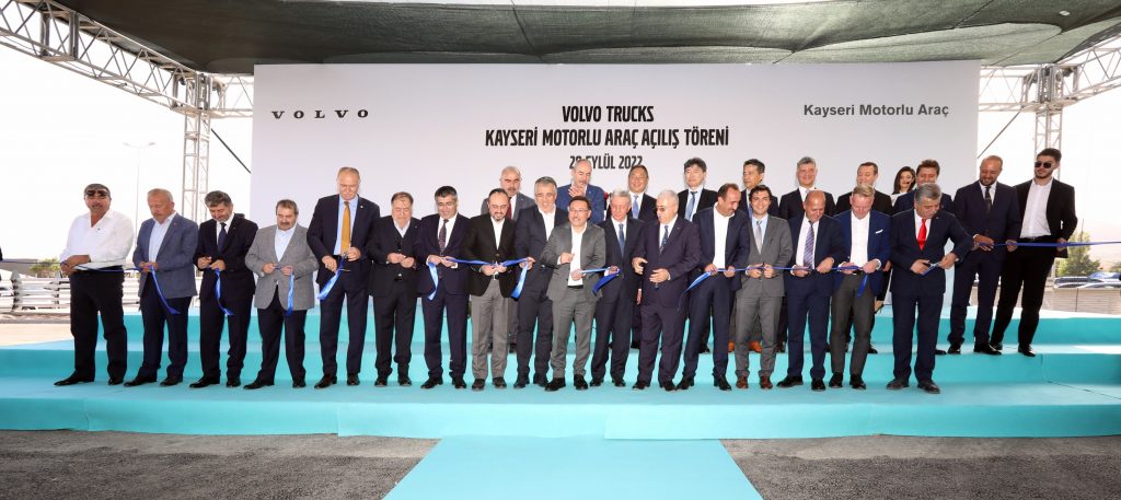 Türkiye’nin en büyük Volvo Trucks yetkili satıcı ve servisi açıldı