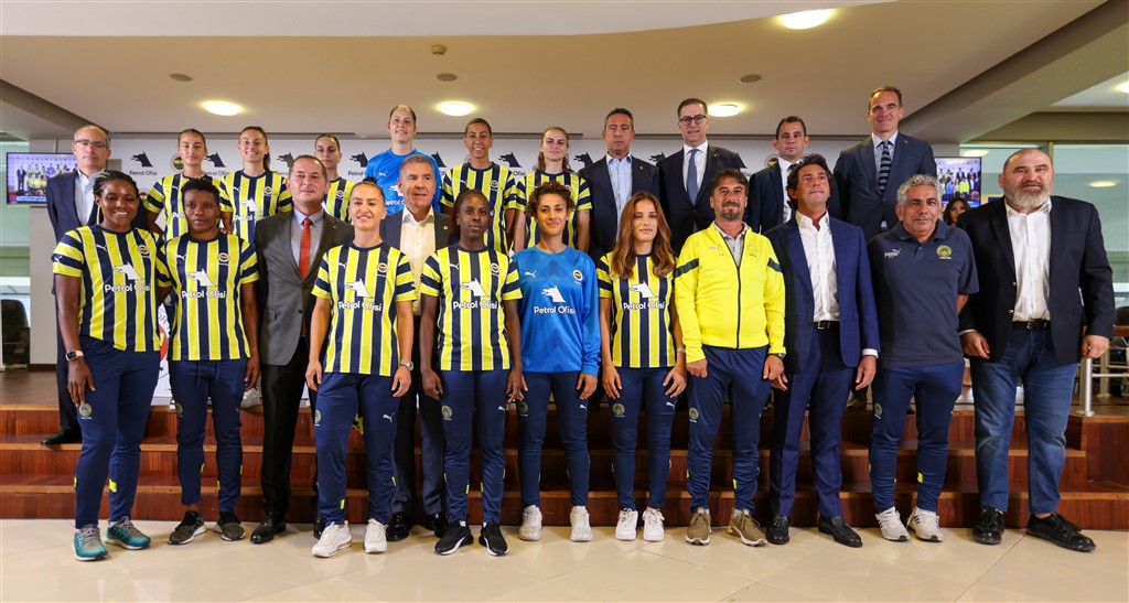 Petrol Ofisi, Fenerbahçe Kadın Futbol Takımı’nın sponsoru oldu