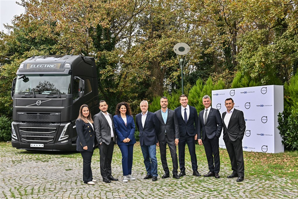 Volvo Trucks Türkiye’de Elektrikli Kamyon Dönüşümünü Başlatıyor