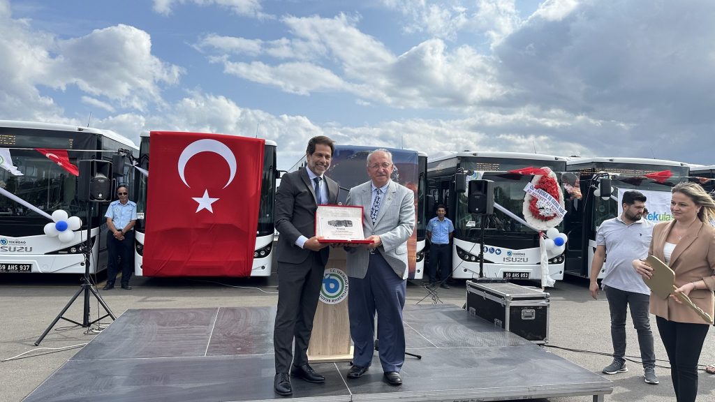 Anadolu Isuzu, Tekirdağ Büyükşehir Belediyesi’ne 25 adet Otobüs Teslimatı