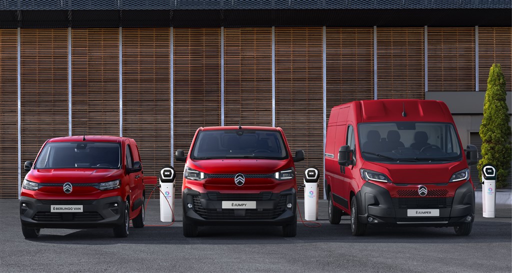 CITROËN BERLINGO, JUMPY VE JUMPER MODELLERİ YENİLENDİ!