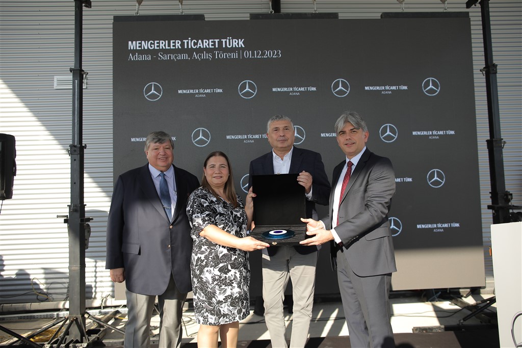 Mercedes-Benz Türk’ün kamyon bayi ve yetkili servisi Mengerler Adana Sarıçam lokasyonu açıldı