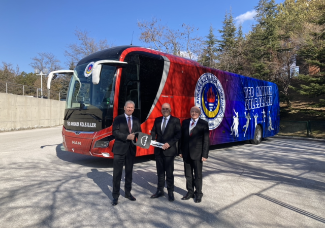 TED Ankara Koleji’nin tercihiMAN’ın ödülü otobüsü Lion’s Coach oldu