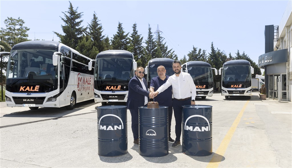 Kale Seyahat, kaliteli bir seyahat deneyimi için ödüllü MAN Lion’s Coach’u tercih etti