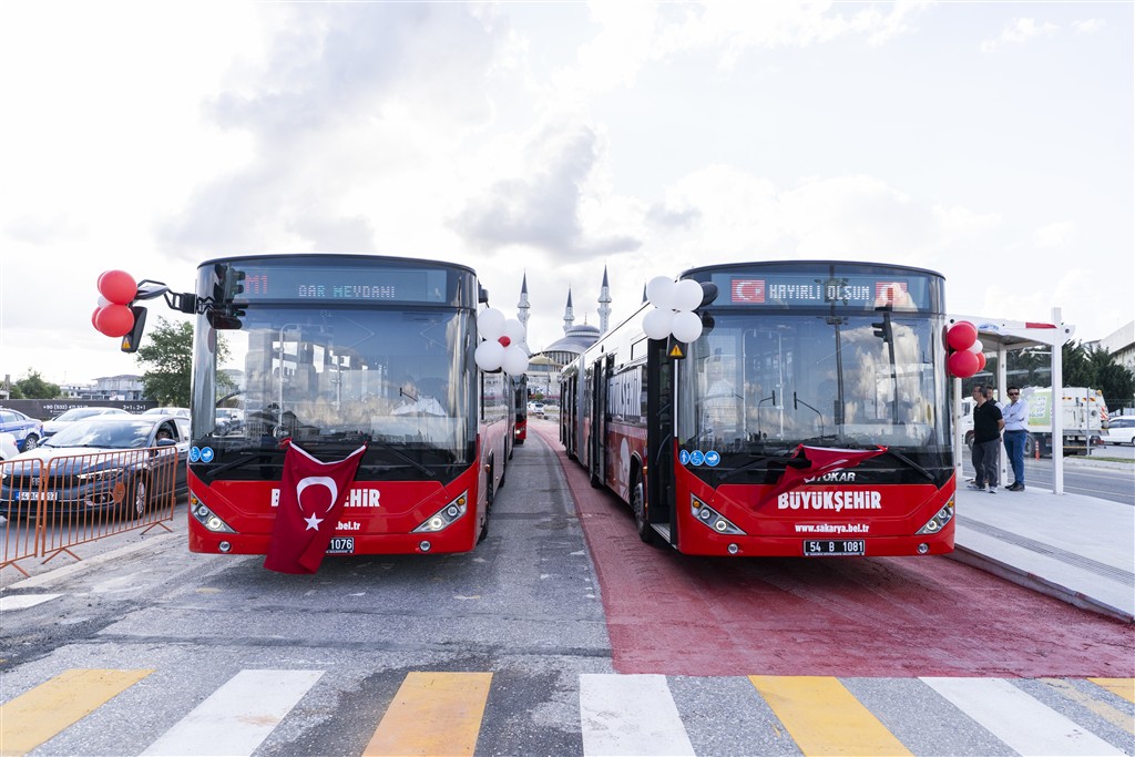 OTOKAR’DAN SAKARYA’YA 6 ADET KENT XL METROBÜS TESLİMATI