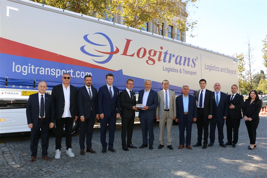 LOGİTRANS VE TIRSAN İŞ BİRLİĞİ 600 TREYLERLİK FİLOYLA BÜYÜYOR