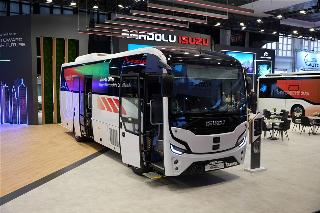 Anadolu Isuzu Busworld Europe 2025’te Yenilikçi Modellerini Sergiledi 