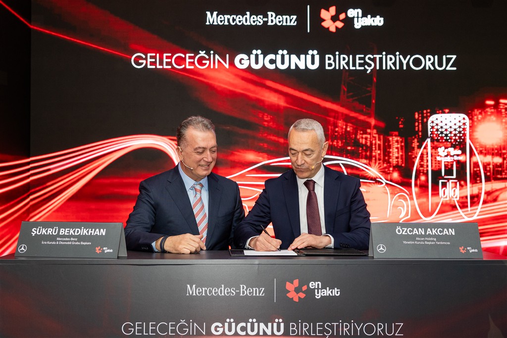 Mercedes-Benz Otomotiv, En Yakıt iş birliği ile Türkiye’de Yüksek Hızlı Şarj ağını kurmak üzere yola çıkıyor  