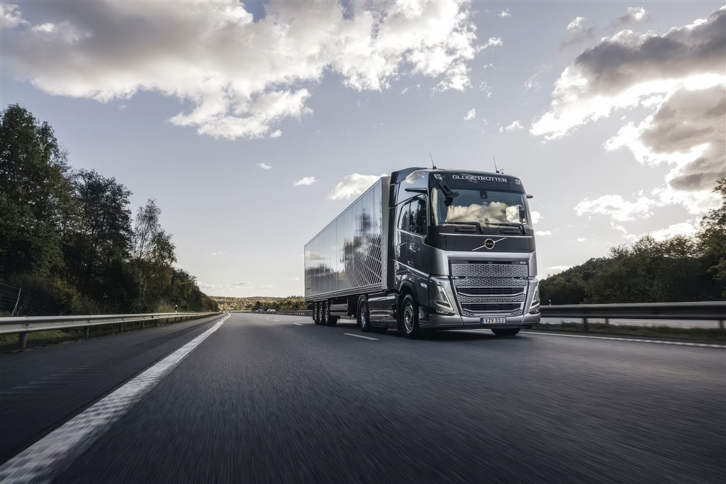 Volvo Trucks, Euro NCAP Güvenlik Değerlendirmesinde Yeniden 5 Yıldız Aldı!