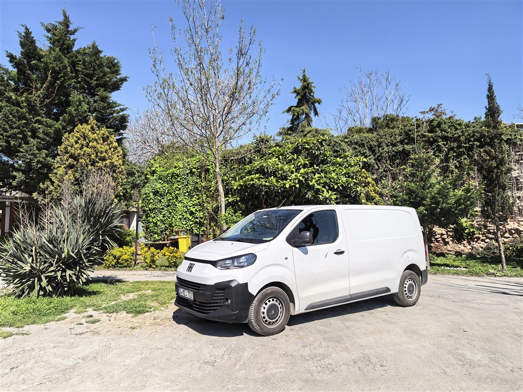 Şehir İçinde Pratiklik Arayanlara: Fiat Scudo Van
