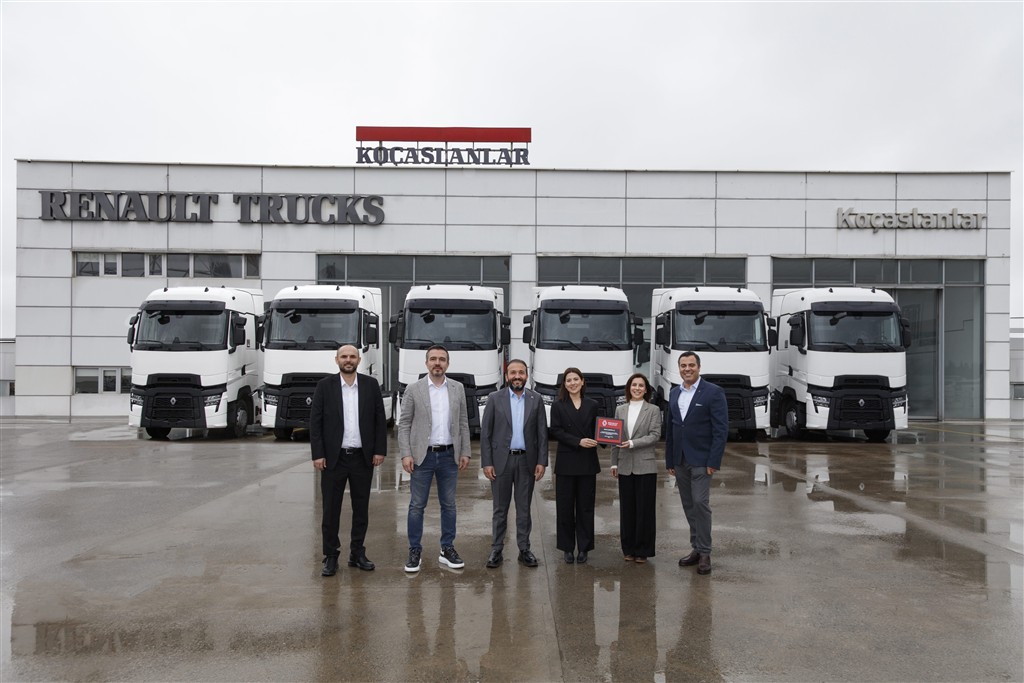 Koch Lojistik’in Renault Trucks tercihi, yeni yatırımla sürüyor