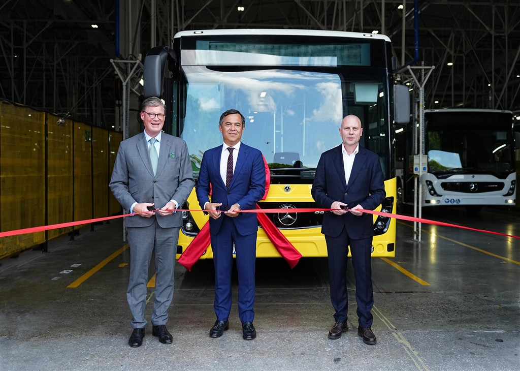 Otokar’da, Daimler Buses ve Mercedes-Benz Türk için Mercedes-Benz Conecto’nun Seri Üretimi Başladı